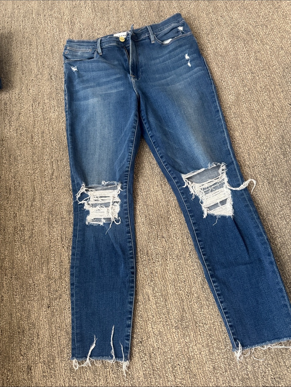 Frame Denim Le High Skinny Crop Blue Distressed Jeans with Frayed Hems